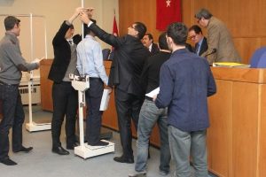 Bursa'da infaz koruma memurluğu i&ccedil;in boy ile kilo standartı
