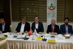 Burkay: "Bursa başarılarıyla T&uuml;rkiye'ye moral veriyor"