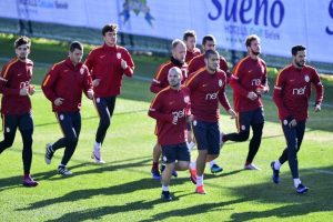Galatasaray hazırlıklarını s&uuml;rd&uuml;r&uuml;yor