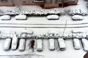 Bursa şehir merkezinde kar kalınlığı 40 santimetreye ulaştı