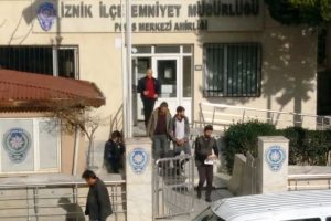 Bursa İznik'te zehir tacirleri tutuklandı