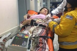 Anneyle oğul birbirini bı&ccedil;akladı