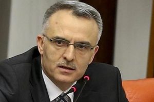 'T&uuml;rkiye ekonomisi b&uuml;y&uuml;meye devam edecek'