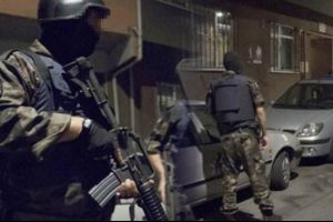 Mardin'de ter&ouml;r operasyonu: 15 g&ouml;zaltı