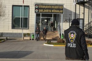 İki belediyeye daha kayyum atandı