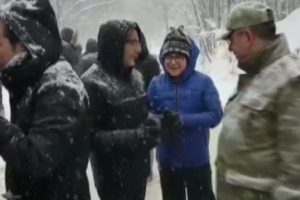 İ&ccedil;erde ekibi b&ouml;yle kurtarıldı
