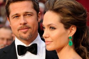 Angelina Jolie ile Brad Pitt anlaşmaya vardı