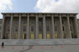 Meclisi yarım milyon kişi ziyaret etti