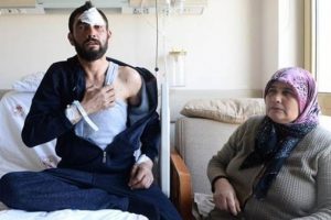 Cep telefonunu şarj edecekti, &ouml;l&uuml;mden d&ouml;nd&uuml;!