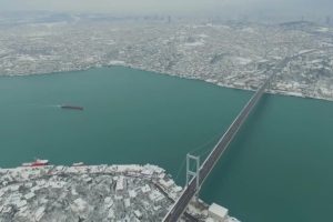 İstanbul'un beyaz &ouml;rt&uuml;s&uuml; havadan g&ouml;r&uuml;nt&uuml;lendi