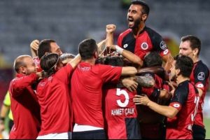 Gaziantepspor'dan Sel&ccedil;uk Şahin hamlesi!