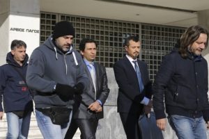 Yunanistan'a ka&ccedil;an darbeci askerlerle ilgili karar 23 Ocak'ta verilecek