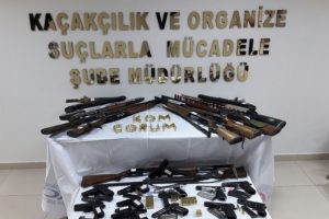 &Ccedil;orum'da hara&ccedil; şebekesine operasyon: 36 g&ouml;zaltı