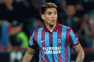 Trabzonspor Medjani transferini a&ccedil;ıkladı