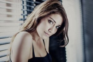 Hazal Kaya'nın s&uuml;rpriz yapımcısı!