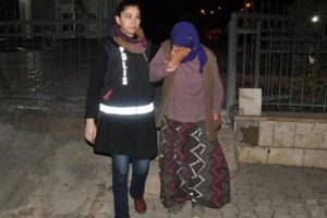 Oğluyla birlik olup eşini &ouml;ld&uuml;rd&uuml;! Polisi arayıp 'kayıp' ihbarı yaptı
