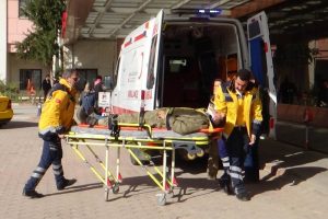 &Ccedil;atışmalarda yaralanan 13 &Ouml;SO ve 1 T&uuml;rk askeri Kilis'e getirildi