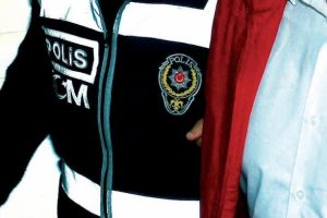 Fenerbah&ccedil;e M&uuml;zesi'nden kupayı alan kişi 'hırsızlık' su&ccedil;undan tutuklandı