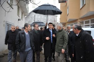 Bursa Osmangazi Belediye Başkanı vatandaşları dinledi
