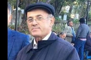 Kestiği ağacın dalı ile g&ouml;vdesi arasında kaldı