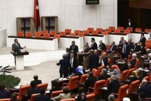 6., 7. ve 8'nci madde de Meclis'ten ge&ccedil;ti