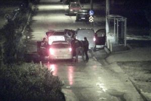Bursa'da travesti ve hayat kadınlarına uyuşturucu temin eden &ccedil;eteye nefes kesen operasyon