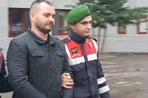 Vicdan azabına dayanamadı, teslim oldu