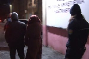 FET&Ouml;'n&uuml;n 'abla' yapılanmasına operasyon