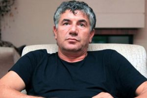 "Medipol Başakşehir'in şampiyon olmasını isterim"