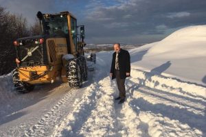Ulaşıma kapanan k&ouml;y yolları a&ccedil;ıldı