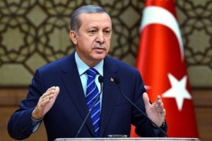 Erdoğan: 'Kimse yastığının altında şu d&ouml;vizi biriktirmesin'