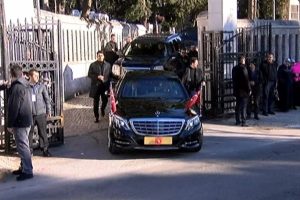 Cumhurbaşkanı Erdoğan anne ve babasının kabrini ziyaret etti