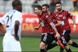 Bursaspor'un Stancu transferini Cavcav'ın hastalığı geciktirmiş