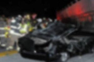 Ekvador'da trafik kazası: 19 &ouml;l&uuml;, 17 yaralı