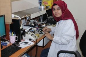 Hobi olarak başladı: Cep telefonu tamircisi oldu