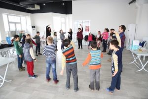 Bursa Nil&uuml;fer'de sanat mahallelere taşınıyor
