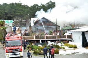 Anaokulu at&ouml;lyesi alev alev yandı
