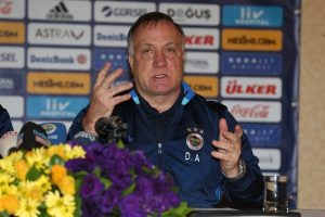 Advocaat transfer haberini duyunca şok oldu!
