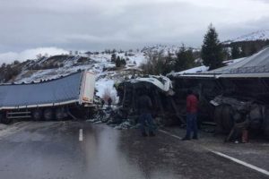 Afyonkarahisar'da zincirleme trafik kazası