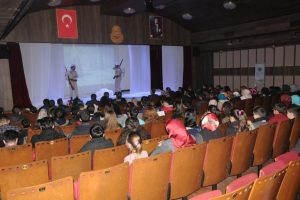 Sarıkamış şehitleri Bursa İneg&ouml;l'de anıldı