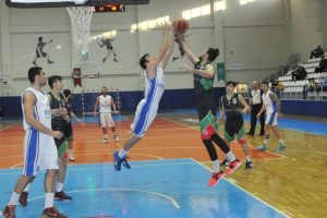 Nil&uuml;fer Belediyespor basketbolda galibiyete doymuyor