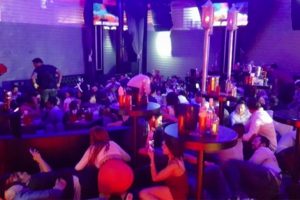 Meksika'da gece kul&uuml;b&uuml;ne şok saldırı