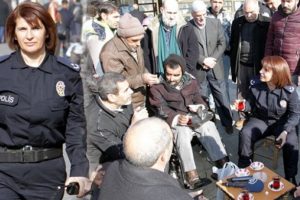 Diyarbakır Sur, kadın Emniyet M&uuml;d&uuml;r&uuml;'ne emanet