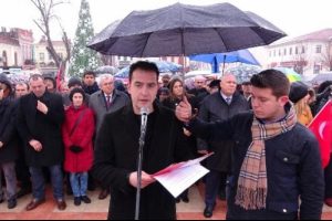 Edirne'de CHP'lilerden anayasa değişikliği protestosu