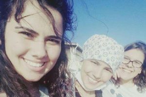 15 yaşındaki Aleyna doku kanserine yenildi
