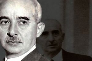 'Atat&uuml;rk'e ilişemeyen İn&ouml;n&uuml;'y&uuml; hedef alıyor'