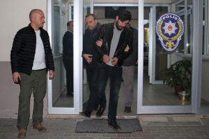 Eski &ccedil;alıştığı d&uuml;kkanı soydu, Bursa'da yakalandı