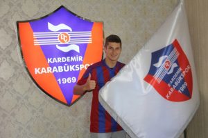 Karab&uuml;kspor'da Bliznichenko imzayı attı