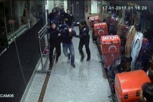 İstanbul'da hırsızlar su&ccedil;&uuml;st&uuml; yakalandı!