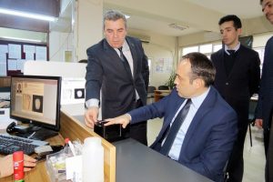 Bursa'da Kaymakam S&ouml;zer yeni kimlik i&ccedil;in m&uuml;racaat etti